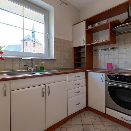 Vacationclub - Armii Krajowej 10 *